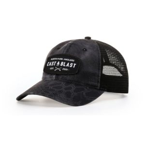 GARMENT WASHED PRINTED TRUCKER